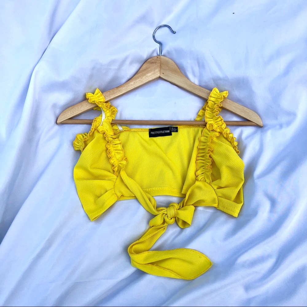Prettylittlething | Yellow Ribbed Top